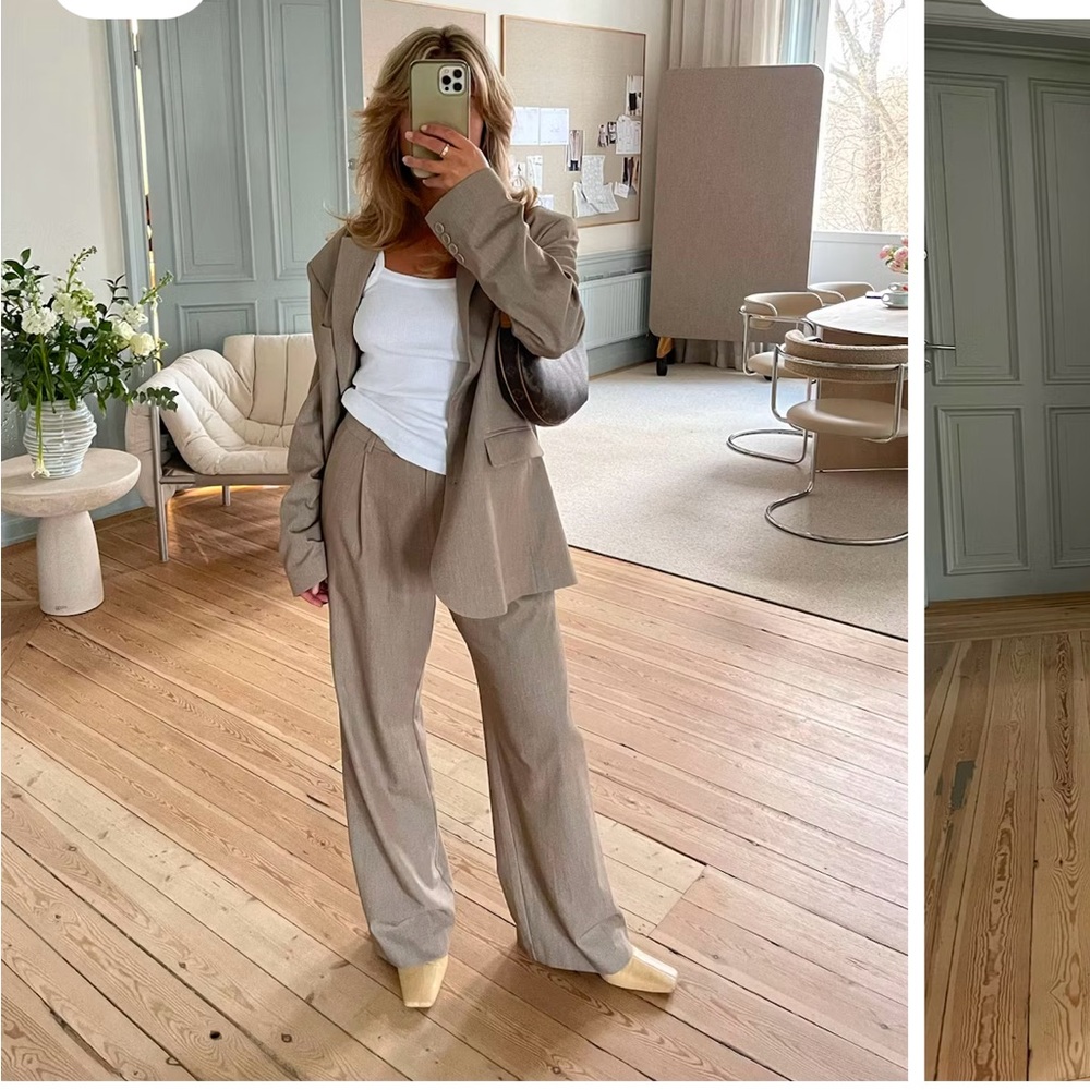 Djerf Avenue Favorite Pants in Oat